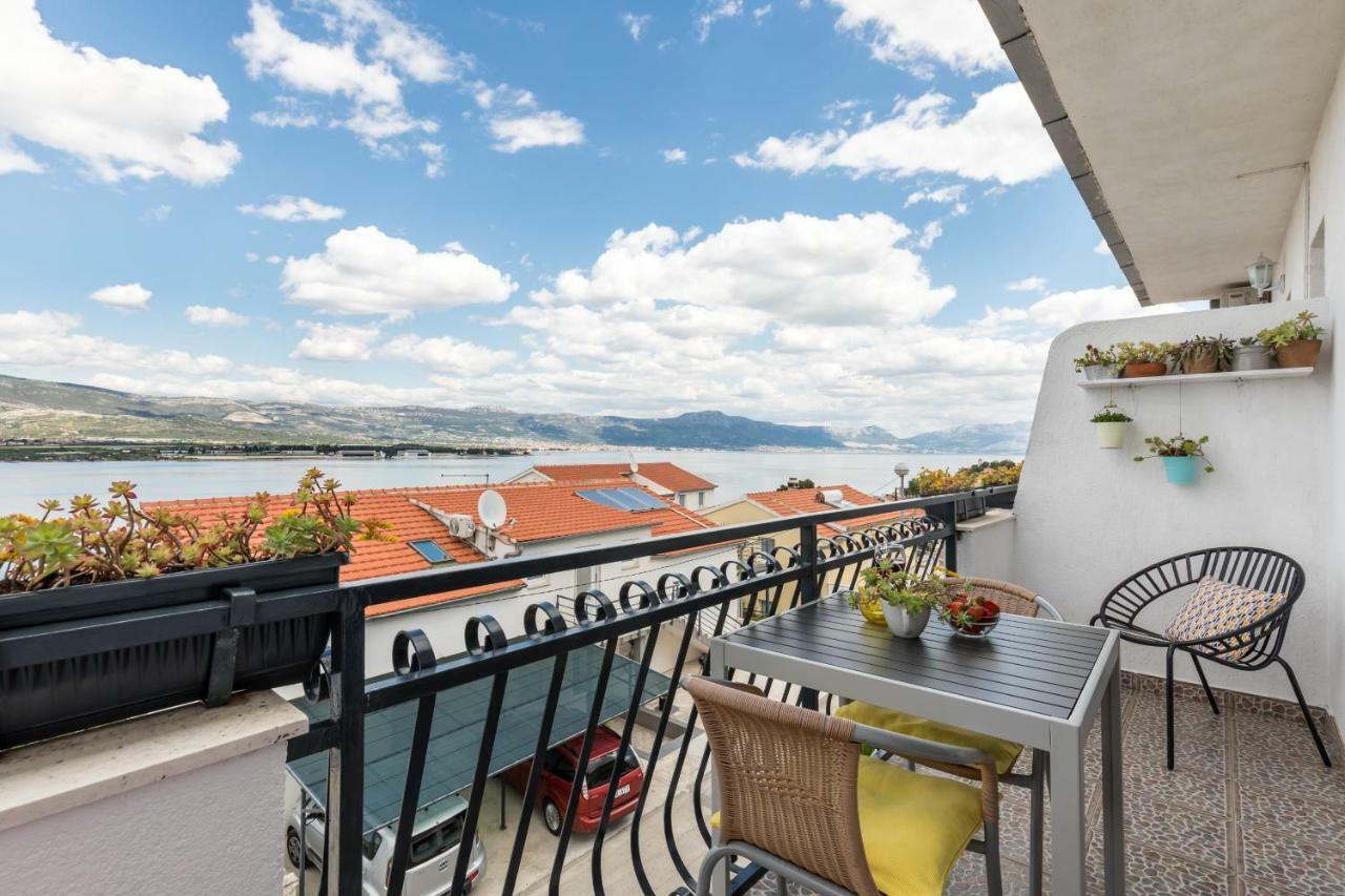 Apartments Rogulj Трогир Екстериор снимка